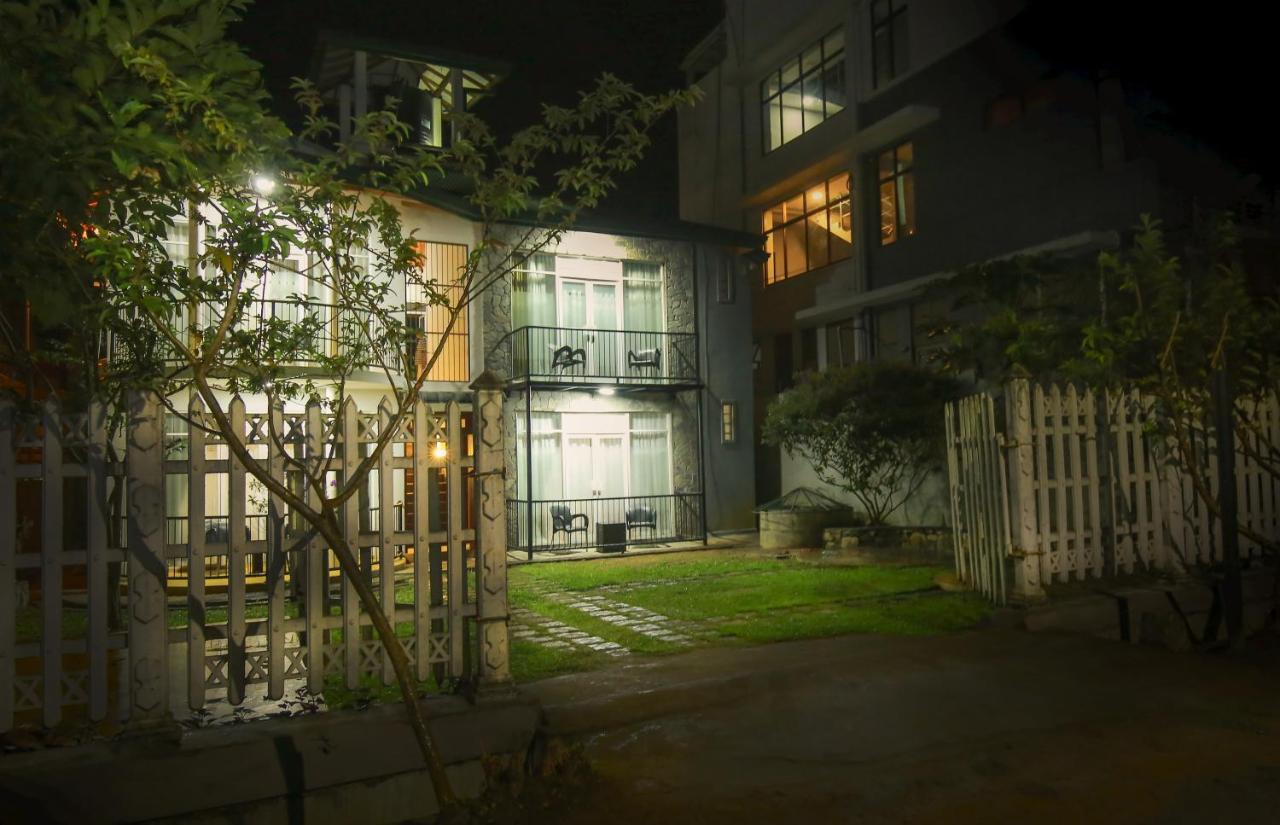 Ella Moon Rock Hotel Exterior photo